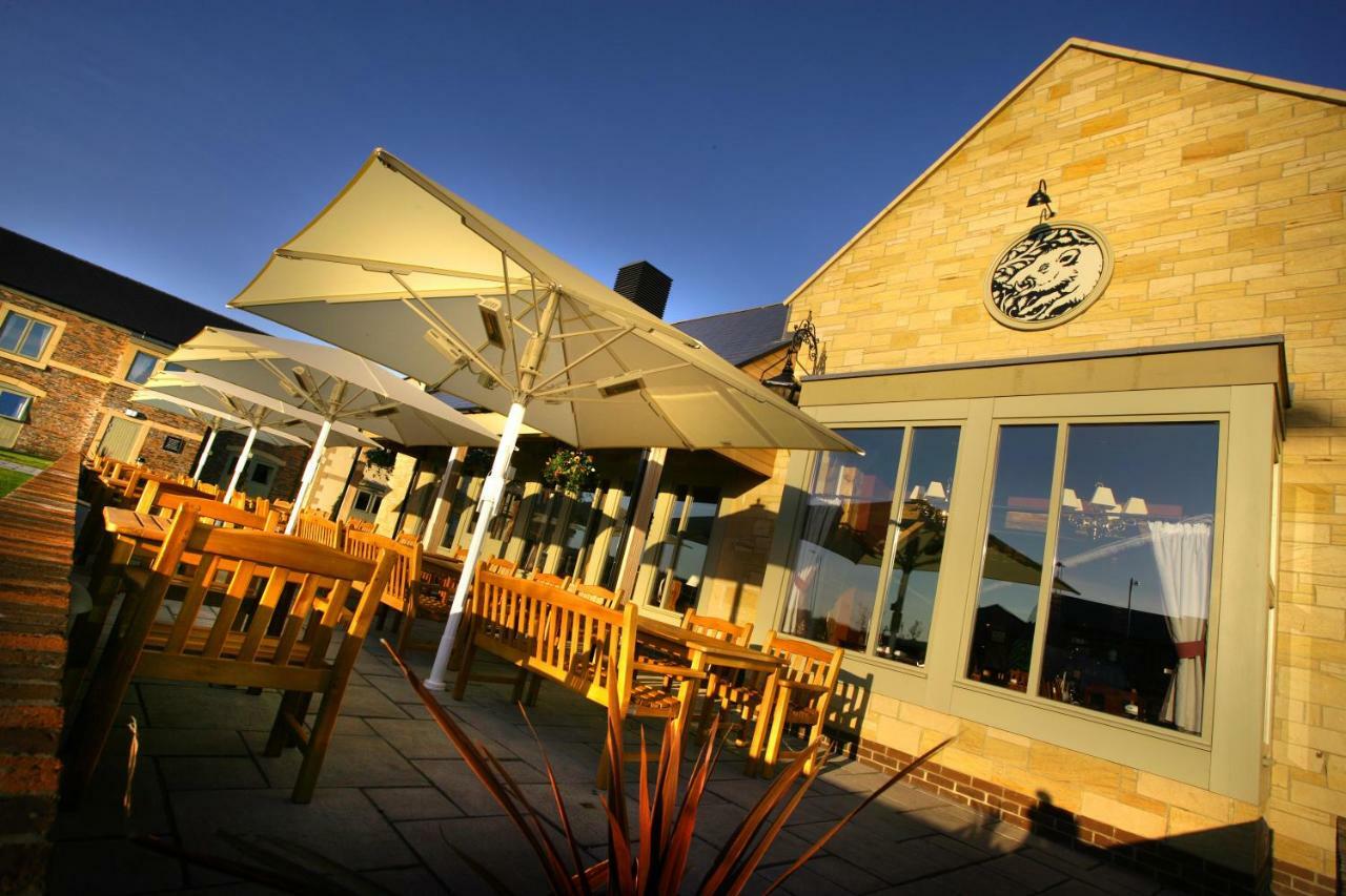 The Hog'S Head Inn - The Inn Collection Group Alnwick Esterno foto